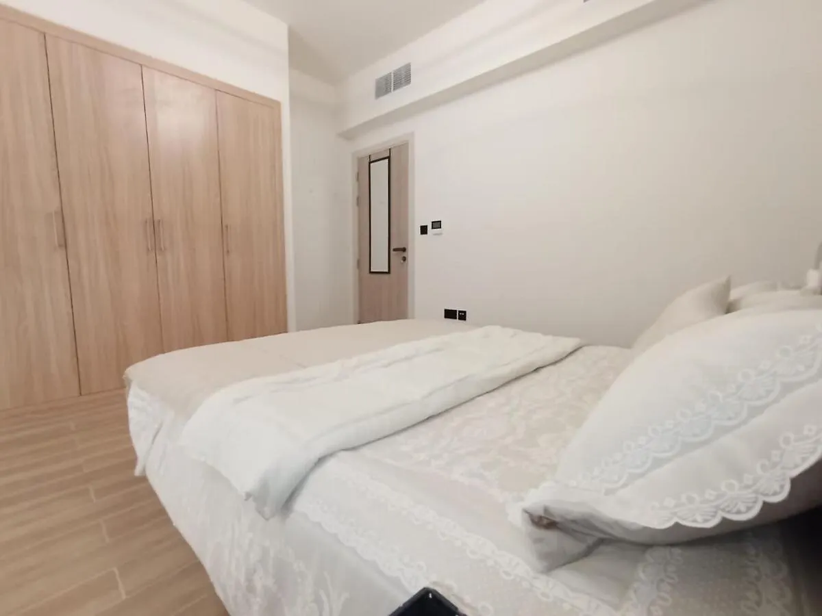 Unique Loft-Style 1 Bedroom Apartment Dubai Villa